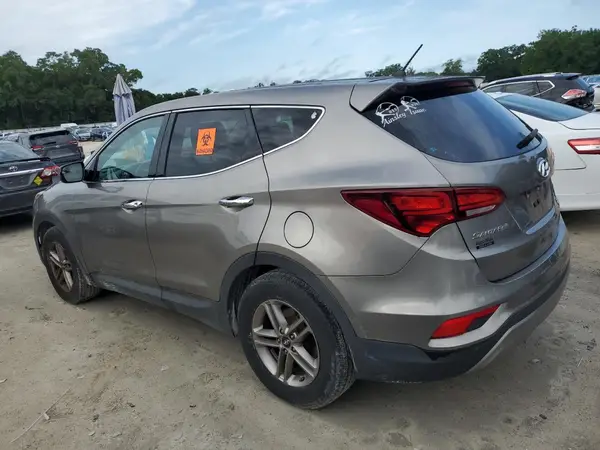 5XYZT3LB1JG530793 2018 HYUNDAI SANTA FE - Image 2