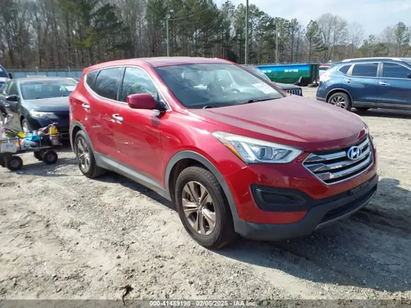 5XYZT3LB2GG318140 2016 HYUNDAI SANTA FE - Image 1