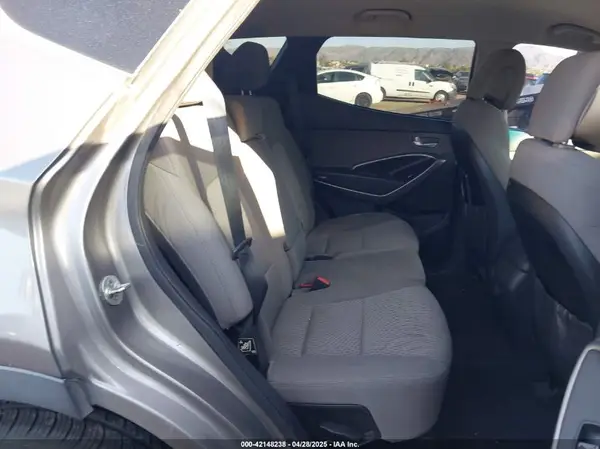 5XYZT3LB2GG318705 2016 HYUNDAI SANTA FE - Image 8
