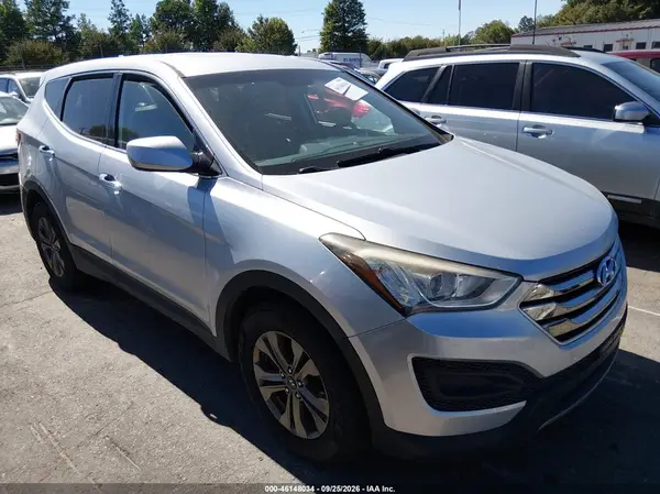 5XYZT3LB2GG363112 2016 HYUNDAI SANTA FE - Image 1