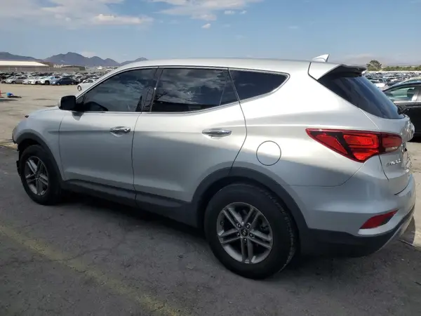 5XYZT3LB2HG392689 2017 HYUNDAI SANTA FE - Image 2