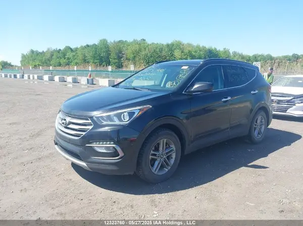 5XYZT3LB2HG396905 2017 HYUNDAI SANTA FE - Image 2