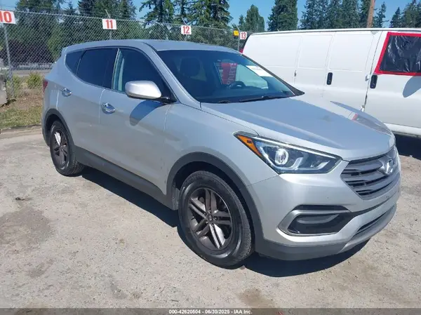 5XYZT3LB2HG412598 2017 HYUNDAI SANTA FE - Image 1