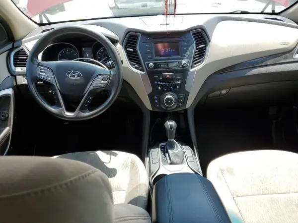 5XYZT3LB2JG526655 2018 HYUNDAI SANTA FE - Image 8