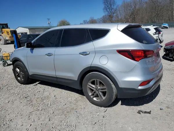 5XYZT3LB2JG527451 2018 HYUNDAI SANTA FE - Image 2