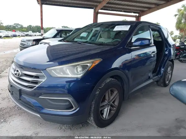 5XYZT3LB2JG531743 2018 HYUNDAI SANTA FE - Image 2
