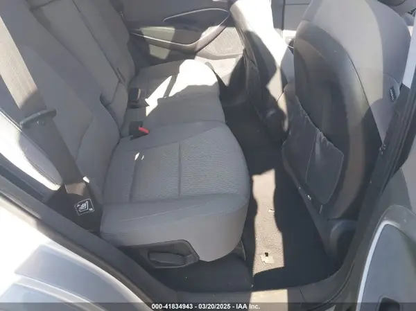 5XYZT3LB2JG555802 2018 HYUNDAI SANTA FE - Image 8