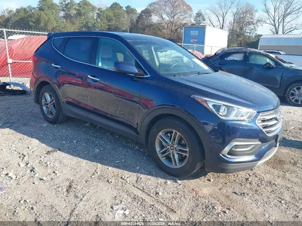 5XYZT3LB2JG568341 2018 HYUNDAI SANTA FE - Image 1