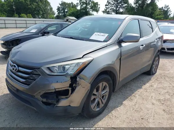 5XYZT3LB3GG343435 2016 HYUNDAI SANTA FE - Image 2