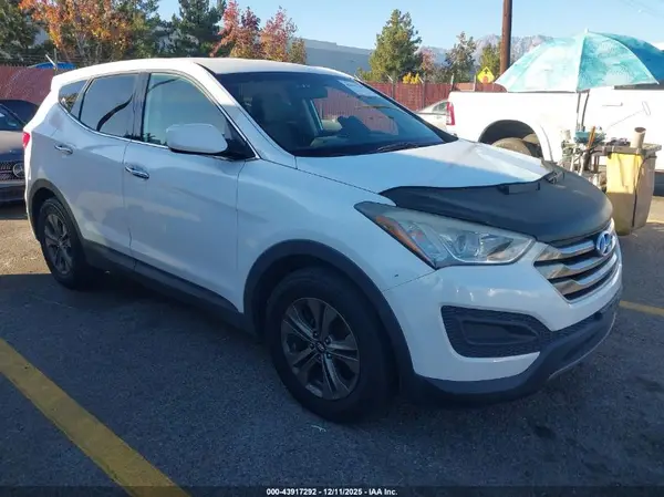 5XYZT3LB3GG360929 2016 HYUNDAI SANTA FE - Image 1