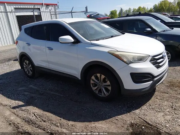 5XYZT3LB3GG369243 2016 HYUNDAI SANTA FE - Image 1