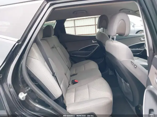5XYZT3LB3HG410861 2017 HYUNDAI SANTA FE - Image 8