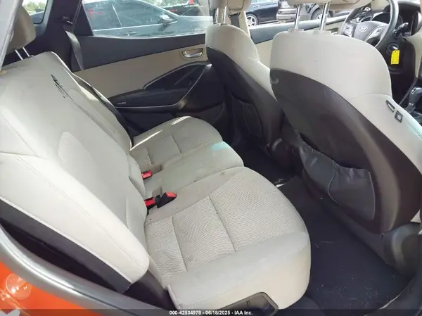 5XYZT3LB3HG437686 2017 HYUNDAI SANTA FE - Image 8