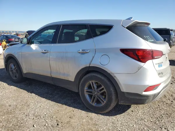 5XYZT3LB3HG492946 2017 HYUNDAI SANTA FE - Image 2