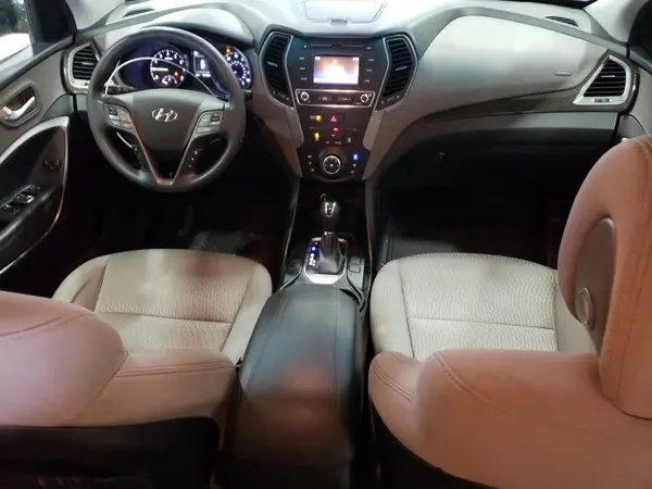 5XYZT3LB3JG525868 2018 HYUNDAI SANTA FE - Image 8