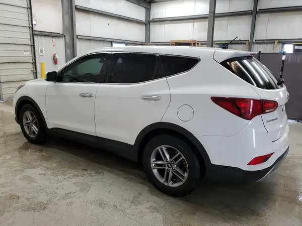 5XYZT3LB3JG526082 2018 HYUNDAI SANTA FE - Image 2