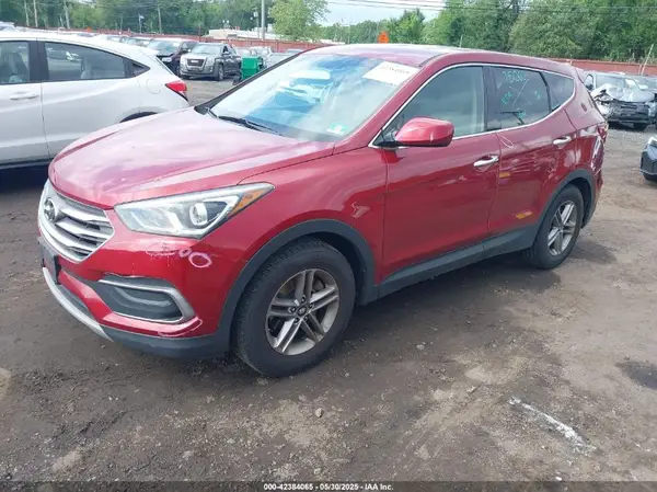 5XYZT3LB3JG541780 2018 HYUNDAI SANTA FE - Image 2
