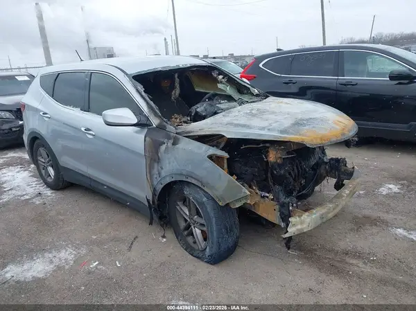 5XYZT3LB3JG542489 2018 HYUNDAI SANTA FE - Image 1