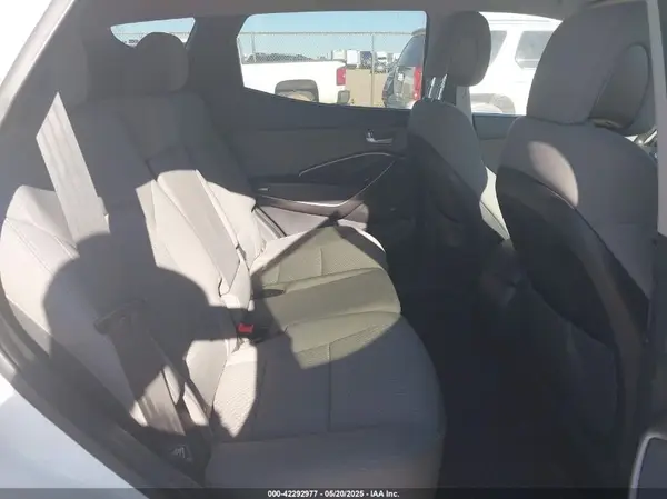 5XYZT3LB4HG418337 2017 HYUNDAI SANTA FE - Image 8