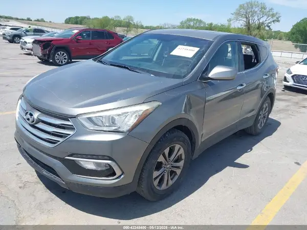 5XYZT3LB4HG428141 2017 HYUNDAI SANTA FE - Image 2