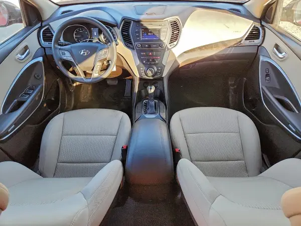 5XYZT3LB4JG545269 2018 HYUNDAI SANTA FE - Image 8