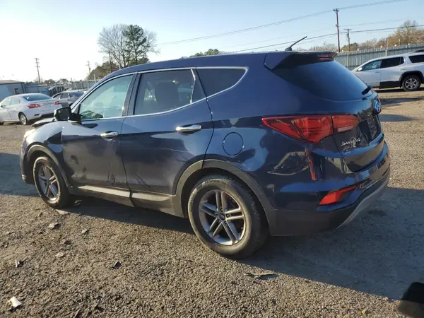 5XYZT3LB4JG564694 2018 HYUNDAI SANTA FE - Image 2