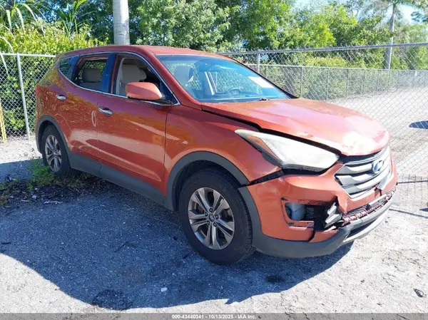 5XYZT3LB5GG322456 2016 HYUNDAI SANTA FE - Image 1