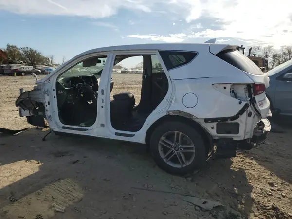 5XYZT3LB5HG386725 2017 HYUNDAI SANTA FE - Image 2