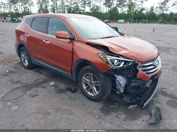 5XYZT3LB5HG450570 2017 HYUNDAI SANTA FE - Image 1