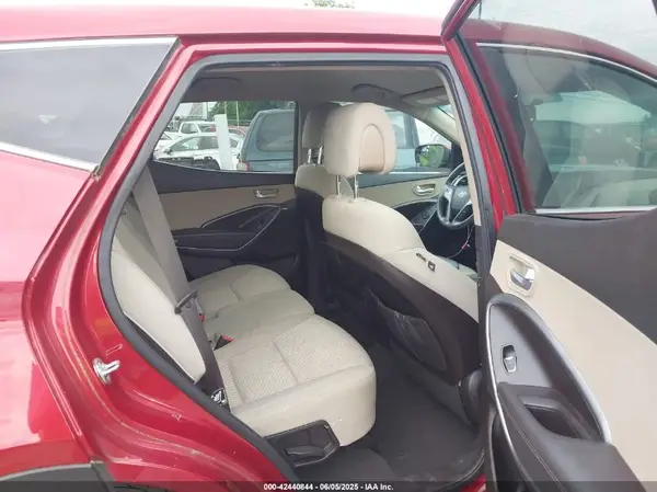 5XYZT3LB5HG497405 2017 HYUNDAI SANTA FE - Image 8