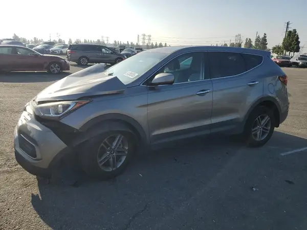 5XYZT3LB5JG545054 2018 HYUNDAI SANTA FE - Image 1