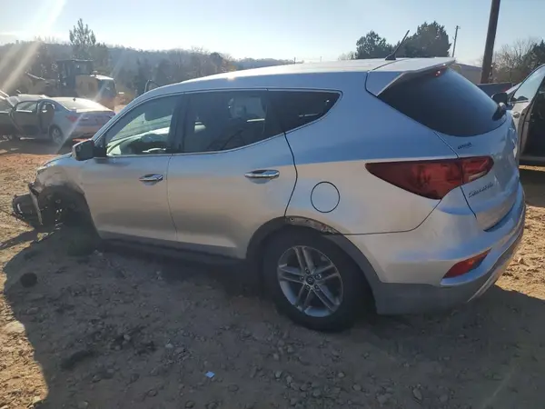 5XYZT3LB5JG545278 2018 HYUNDAI SANTA FE - Image 2