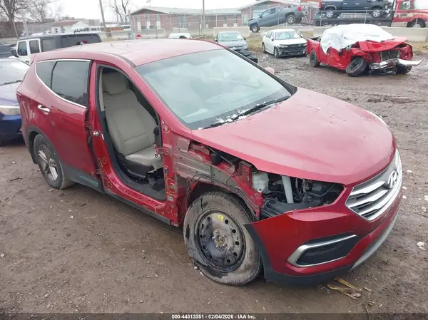 5XYZT3LB5JG550593 2018 HYUNDAI SANTA FE - Image 1