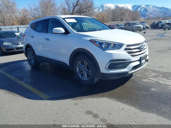 5XYZT3LB5JG565000 2018 HYUNDAI SANTA FE - Image 1