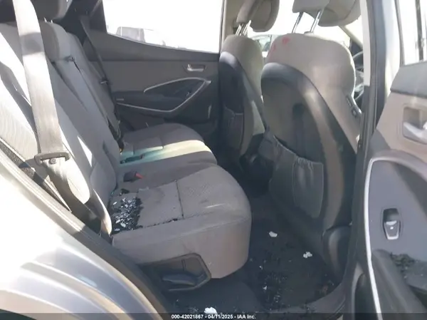 5XYZT3LB6GG330923 2016 HYUNDAI SANTA FE - Image 8