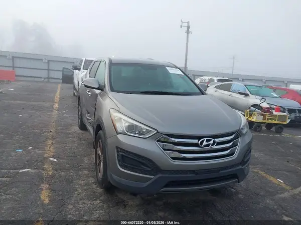 5XYZT3LB6GG351318 2016 HYUNDAI SANTA FE - Image 1