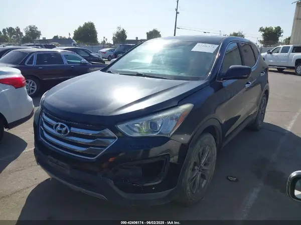 5XYZT3LB6GG379054 2016 HYUNDAI SANTA FE - Image 2
