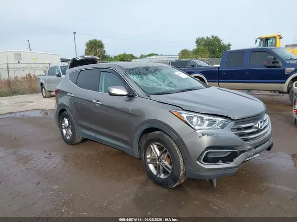 5XYZT3LB6HG380898 2017 HYUNDAI SANTA FE - Image 1