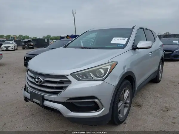 5XYZT3LB6HG419053 2017 HYUNDAI SANTA FE - Image 2