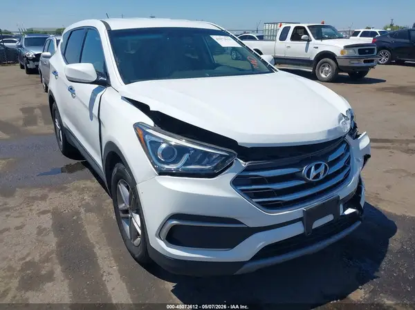 5XYZT3LB6JG553471 2018 HYUNDAI SANTA FE - Image 1