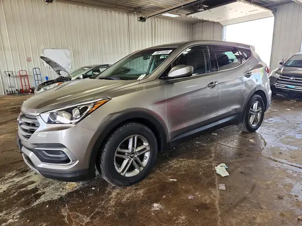 5XYZT3LB6JG556547 2018 HYUNDAI SANTA FE - Image 1