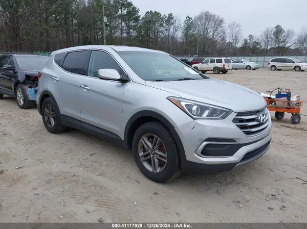 5XYZT3LB6JG568553 2018 HYUNDAI SANTA FE - Image 1