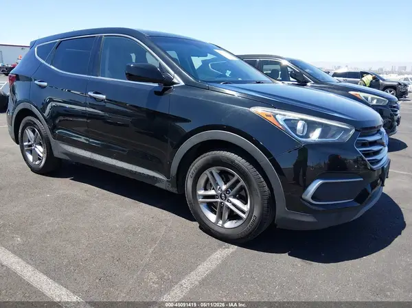5XYZT3LB6JG568925 2018 HYUNDAI SANTA FE - Image 1