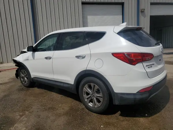 5XYZT3LB7GG332146 2016 HYUNDAI SANTA FE - Image 2