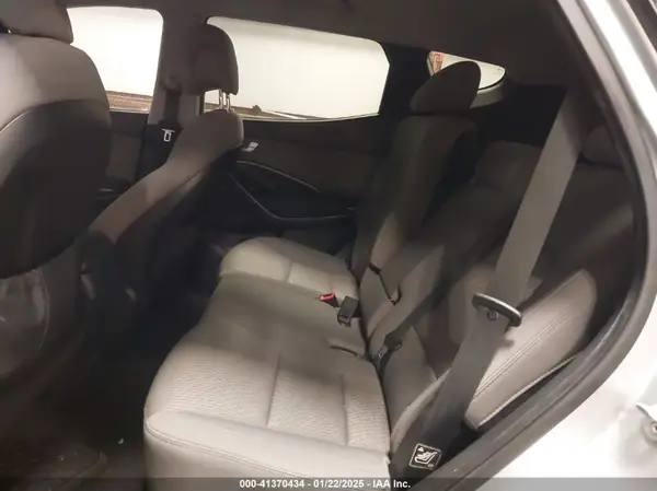 5XYZT3LB7HG490827 2017 HYUNDAI SANTA FE - Image 8