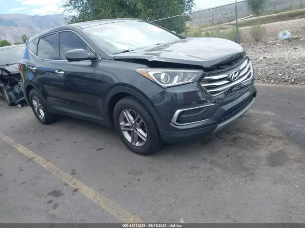 5XYZT3LB7JG562034 2018 HYUNDAI SANTA FE - Image 1