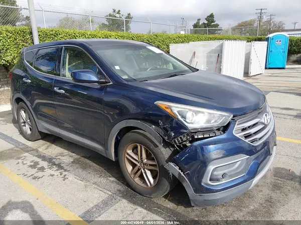 5XYZT3LB7JG571462 2018 HYUNDAI SANTA FE - Image 1