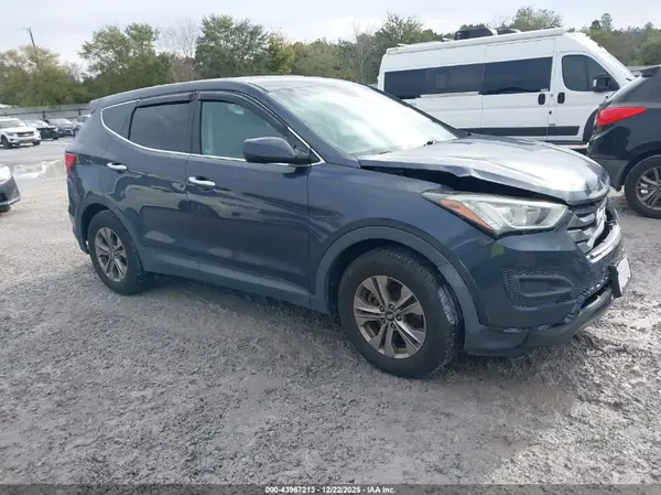 5XYZT3LB8GG348971 2016 HYUNDAI SANTA FE - Image 1