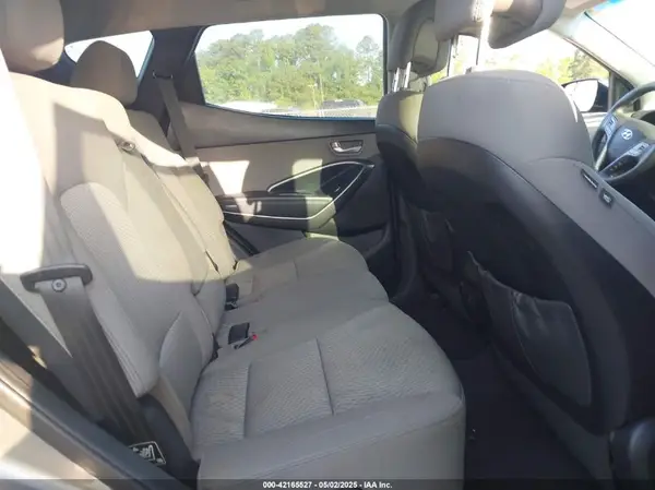 5XYZT3LB8HG396245 2017 HYUNDAI SANTA FE - Image 8
