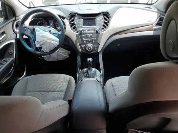 5XYZT3LB8JG540124 2018 HYUNDAI SANTA FE - Image 8